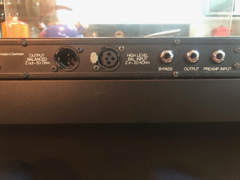 Potência americana Soundtech PS802 + TC Electronic 1144 Bass Preamp: R$ 3.000,00 ZusZzPH5_t