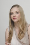 Amanda Seyfried - Page 3 AHm54SJ7_t