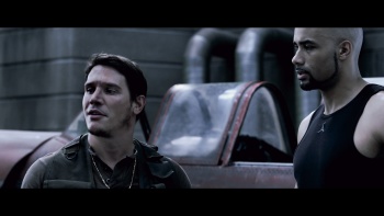 Resident Evil: Afterlife 2010 2160p USA UHD Blu-ray DV HDR HEVC TrueHD 7.1 Atmos-sprs screenshots