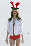 Alessandra Ambrosio - Page 3 3rowTqhc_t