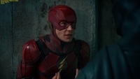 Justice League 2017 1080p UHD BluRay DD+ 7.1 HDR x265-NCmt screenshots
