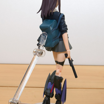 Arms Note - Heavily Armed Female High School Students (Figma) QYawJSdz_t