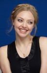 Amanda Seyfried - Page 4 EhWZscqe_t