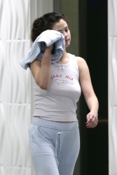 Selena Gomez - Leaving a facility in Los Angeles April 1, 2020