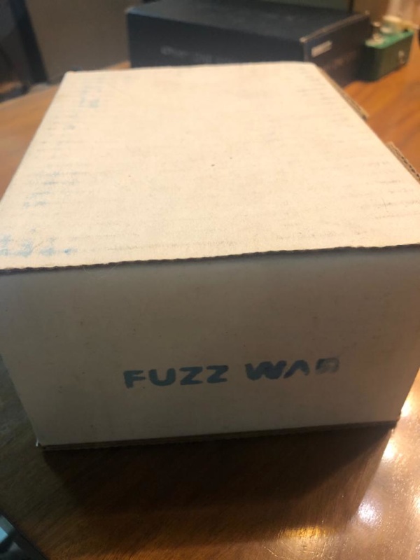 Death By Audio Fuzz War, na caixa: R$ 1.500,00 QxKlUNMh_t