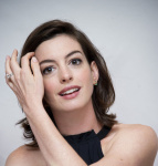 Anne Hathaway CSbl0oIU_t