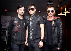 30 Seconds to Mars - Absolute Radio on March 30, 2010