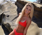 Lindsay Brewer Q526RuzI_t