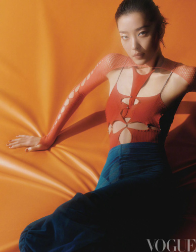 Vogue China February 2022 : Du Juan by Liu Song | the