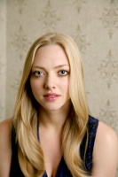 Amanda Seyfried 7AAkSC3t_t