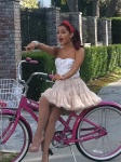 Ariana Grande FxJM3Kqs_t