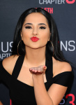 Becky G VAIAuOVk_t