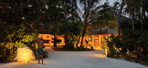 Maldivas 2022. Maafushivaru - Blogs de Maldivas - EXPERIENCIA EN LA ISLA (100)