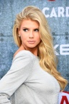 Charlotte McKinney PWaUeNvq_t